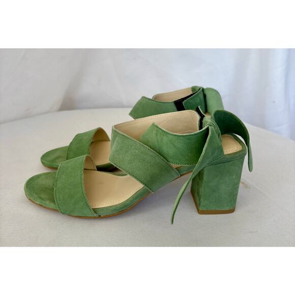 JOURNEE COLLECTION HETHER STRAPPY BLOCK HEELS IN SUEDE GREEN SIZE 6.5 NWT / BOX - Picture 4 of 6